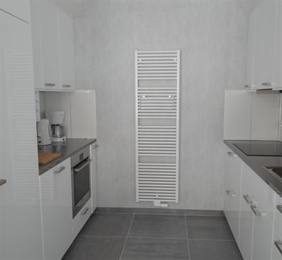 Res. Zoetelande 0104 - Instapklaar gerenoveerd appartement met slaapkamer - Zonnige ligging op de eerste verdieping in de Franslaan - Inkom met toilet...