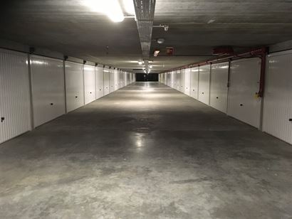 Garagecomplex Franslaan G2071b - Gesloten garagebox in de Franslaan - Gelegen op niveau -2 van het garagecomplex - Volle eigendom - Personenlift aanwe...