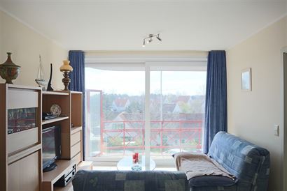 Res. Panorama B 0205 - Zonnig appartement met slaapkamer - Open zicht op de Simli-wijk van op de tweede verdieping - Leefruimte met groot zonneterras ...
