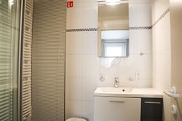 Res. Cezanne 0302 - Modern instapklaar appartement met slaapkamer - Zonnig gelegen op de derde verdieping in de Ijzerstraat - Inkom met vestiaire - To...