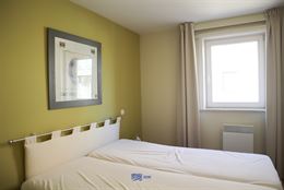 Res. Cezanne 0302 - Modern instapklaar appartement met slaapkamer - Zonnig gelegen op de derde verdieping in de Ijzerstraat - Inkom met vestiaire - To...