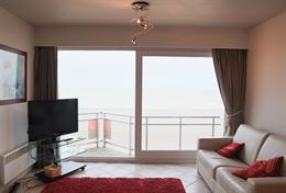 Res. Scorpio B1 1103 - Gezellig appartement met fantastisch zeezicht van op de elfde verdieping - Inkom - Badkamer met ligbad, toilet en lavabo - Afge...