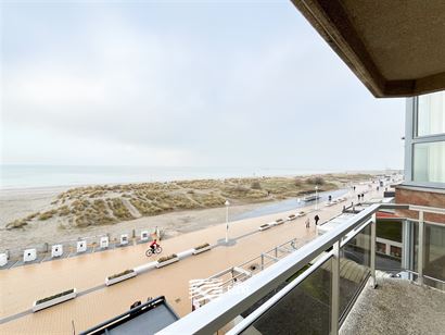 Res. Zeemeermin 0302 - Bel appartement avec deux chambres à coucher - Vue sur mer du troisième étage - Hall d'entrée - Living avec terrasse donnan...