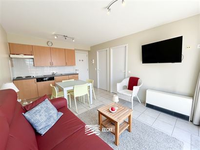 Gezellig zonnig appartement met slaapkamer
Gelegen op de achtste verdieping in de Franslaan

Inkom
Badkamer met douche, toilet en lavabo
Zonnige ...