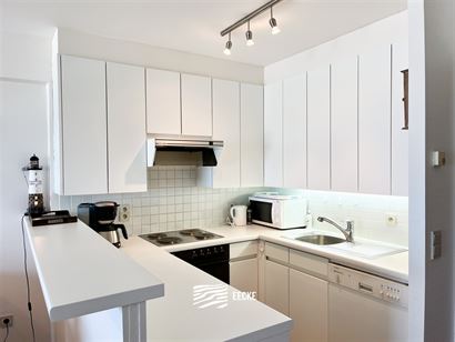 Res. Mermaid 0602 - Appartement confortable avec deux chambres à coucher - Vue fantastique sur la mer depuis le sixième étage - Entrée - Séjour a...