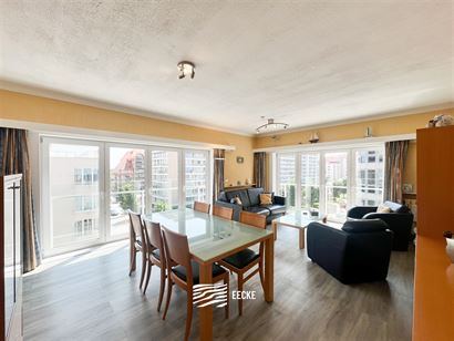 Res. Westdiep 0401 - Lichtrijk hoekappartement met zijdelings zeezicht! - Gelegen op de vierde verdieping in de Albert I laan - Inkom met berging - Do...