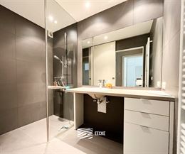 Res. Ambassade B 0202 - Appartement spacieux avec deux chambres et un coin nuit - Magnifique vue sur mer du deuxième étage - Entrée avec coin nuit ...