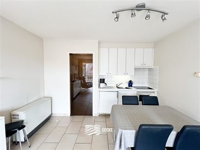 Res. Casino D1 0402 - Studio confortable avec coin chambre - Situation ensoleillée dans la rue commerçante au quatrième étage - Hall d'entrée ave...