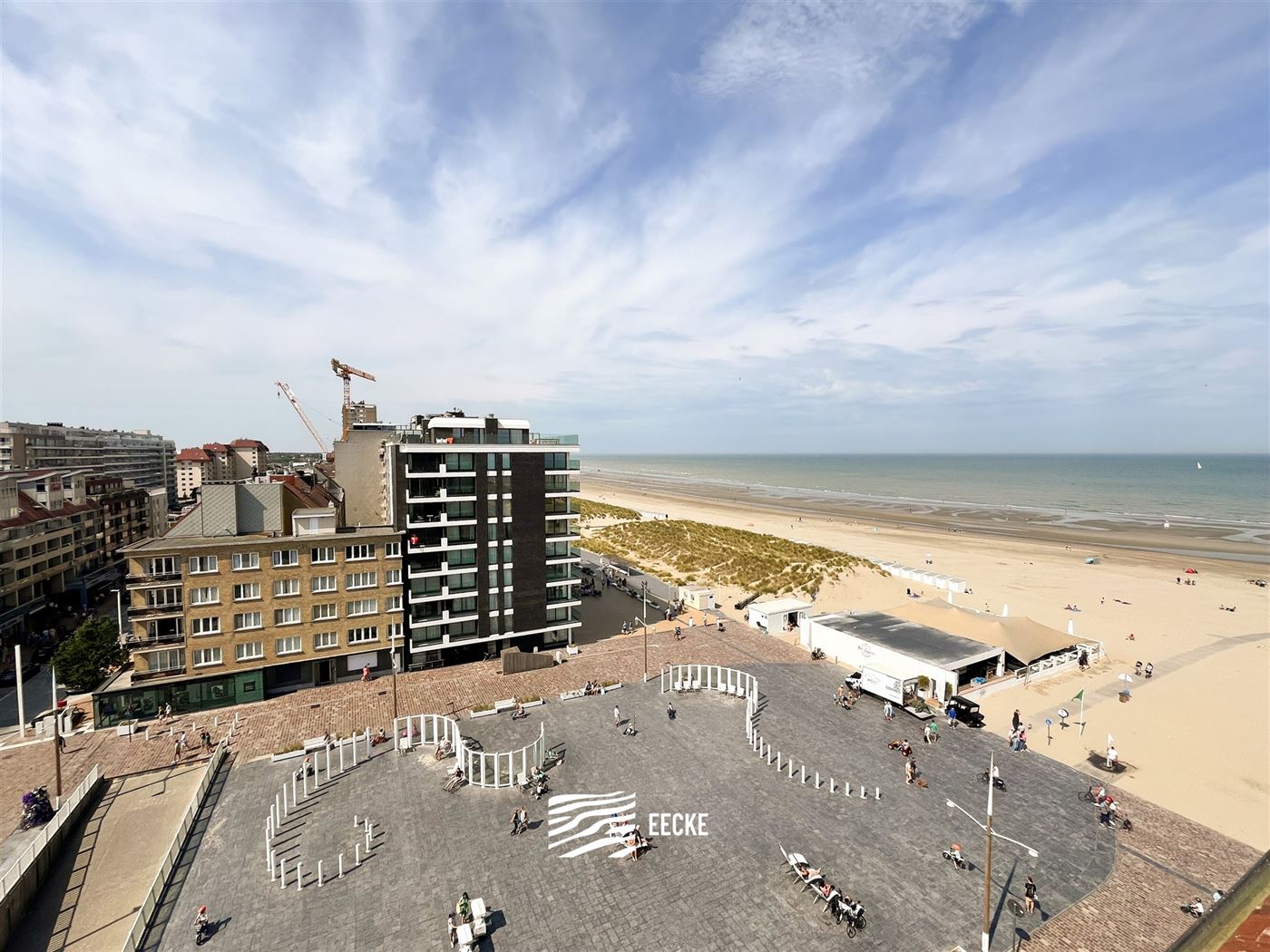 Res. Catamaran 0801 - Uitzonderlijk dakappartement met drie slaapkamers - Prachtig zicht op zee en het Leopoldplein van op de achtste verdieping - Ink...