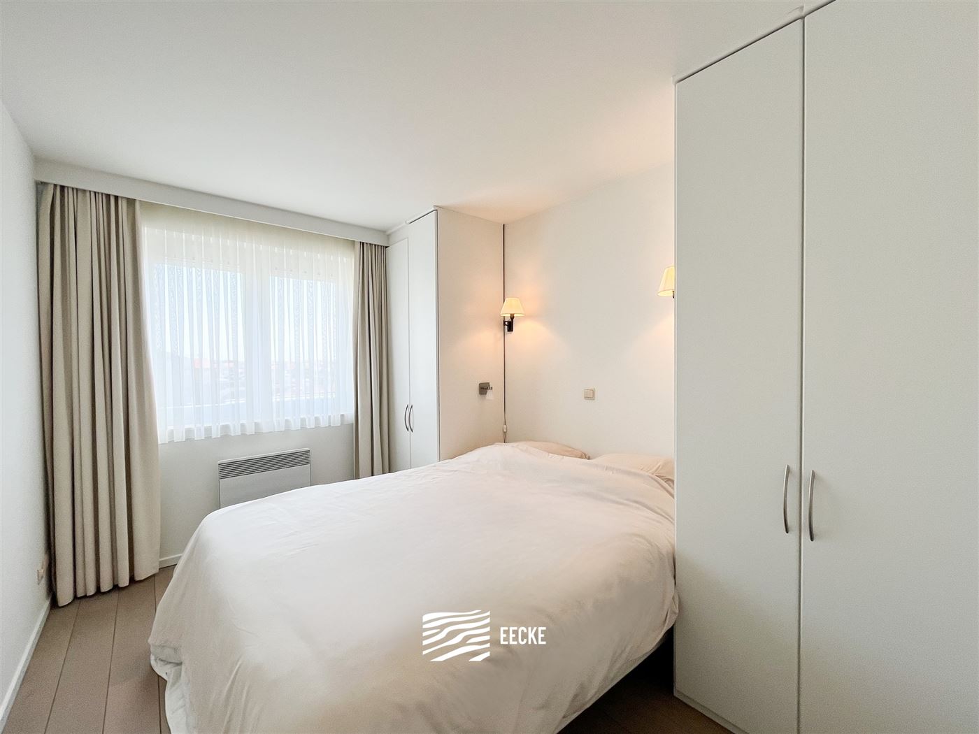 Res. Catamaran 0801 - Uitzonderlijk dakappartement met drie slaapkamers - Prachtig zicht op zee en het Leopoldplein van op de achtste verdieping - Ink...