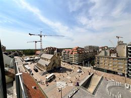 Res. Catamaran 0801 - Uitzonderlijk dakappartement met drie slaapkamers - Prachtig zicht op zee en het Leopoldplein van op de achtste verdieping - Ink...