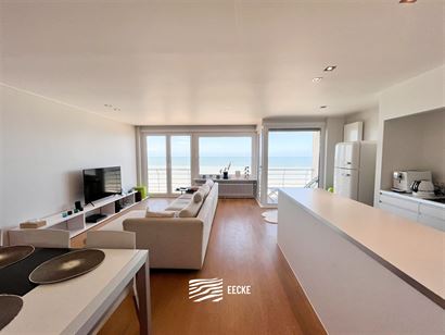 Res. Strand Palace 0904 - Ruim appartement met fantastisch zicht op zee van op de negende verdieping - Modern en kwaliteitsvol gerenoveerd - Inkomhal ...