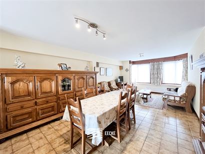 Res. Jolie 0101 - Leuk op te frissen appartement met twee slaapkamers en garage in het hartje van Nieuwpoort-Stad - Gelegen op de eerste verdieping va...