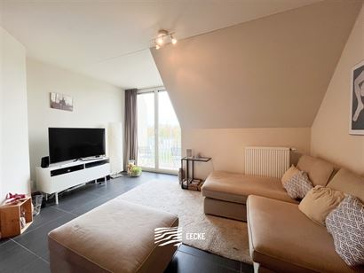 Res. Waterkant 03.04 - Duplex appartement met twee slaapkamers in Nieuwpoort-stad - Rustig gelegen met zicht op de Veurnevaart - Inkom met gastentoile...