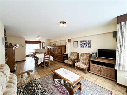 Res. Jolie 0101 - Leuk op te frissen appartement met twee slaapkamers en garage in het hartje van Nieuwpoort-Stad - Gelegen op de eerste verdieping va...