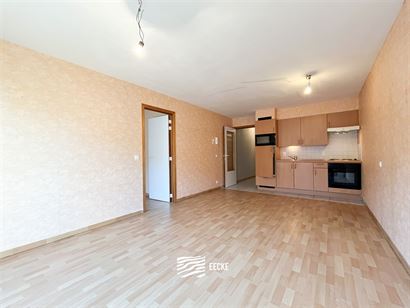 Res. Apollo X F10.04.04 - Appartement met slaapkamer en met zijdelings zeezicht - Gelegen op de vierde verdieping - Inkomhal met gastentoilet - Badkam...