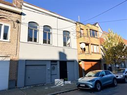 Charmant authentiek appartement met twee slaapkamers in het hartje van Nieuwpoort-Stad - Gelegen op de eerste verdieping in een kleinschalige resident...