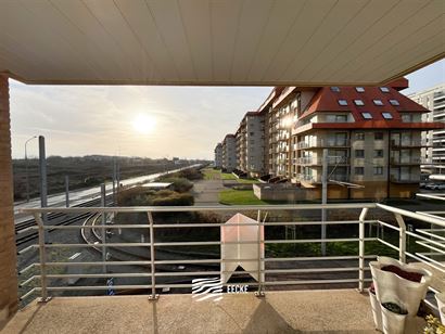 Res. Apollo V 0204 - Frisse studio met wijds uitzicht én zijdelings zeezicht!  - Zonnig gelegen op de tweede verdieping in de Vlaanderenstraat - Inko...