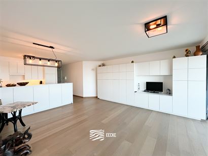 Res. Casino A 0204 - Instapklaar ruim appartement met twee slaapkamers - Gelegen op de tweede verdieping in de klassevolle residentie Casino met front...