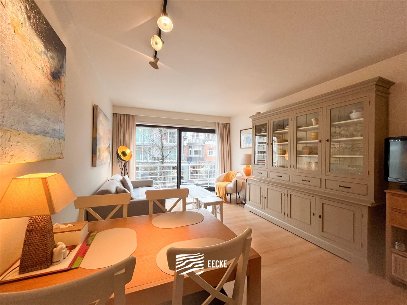 Res. Mermaid II 0102 - Studio confortable au coeur de la rue commerçante - Situé au premier étage - Hall d'entrée avec coin chambre - Salle de bai...