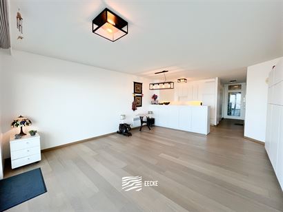 Res. Casino A 0204 - Instapklaar ruim appartement met twee slaapkamers - Gelegen op de tweede verdieping in de klassevolle residentie Casino met front...