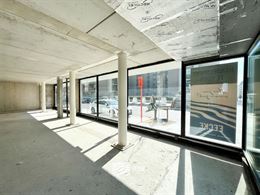 Res. The Green commercial property - rez-de-chaussée commercial nouvellement construit dans un endroit ensoleillé à Franslaan - Le bien sera livré...
