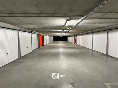 Garagecomplex Casino garage -2/117 - Afgesloten garagebox op niveau -2 - Voetgangerstoegang op de Zeedijk (ter hoogte van de Lefebvrestraat) - Inrit v...