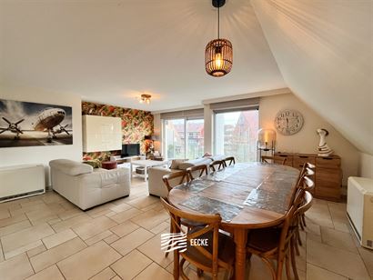 Villa Monet 0201 - Uitzonderlijk ruim duplexappartement met vier slaapkamers - Gelegen in een kleinschalige residentie met zicht op de Simli-wijk - In...