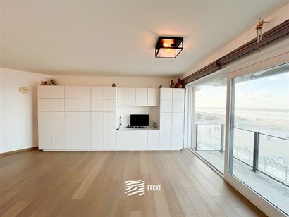 Res. Casino A 0204 - Instapklaar ruim appartement met twee slaapkamers - Gelegen op de tweede verdieping in de klassevolle residentie Casino met front...