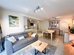 Res. Mary Luz 0302 - Instapklaar ruim appartement met twee slaapkamers en slaaphoek - Zijdelings zeezicht van op de derde verdieping - Inkom met toile...