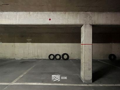 Parking couvert dans la résidence Santhooft
Situé au niveau -2 - Pleine propriété
Entrée sur la rue Hainault
...