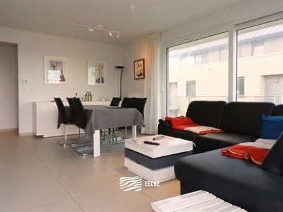 A LOUER A L'ANNEE - appartement meublé dans le domaine de vacances Karthuizer avec vue unique sur une réserve naturelle - salon avec vue latérale s...