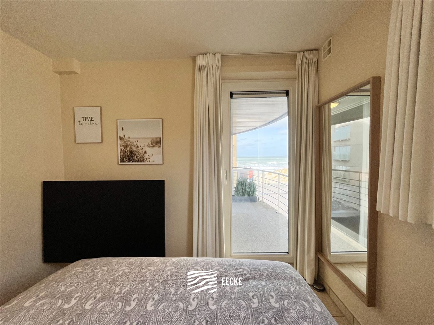 Res. Mary Luz 0302 - Instapklaar ruim appartement met twee slaapkamers en slaaphoek - Zijdelings zeezicht van op de derde verdieping - Inkom met toile...