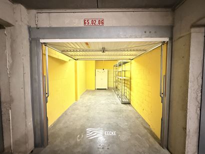 Apollo G5.02.06 - Situé au niveau -2 - Dim. 2m64 x 5m29 - Entrée par Franslaan - Pleine propriété
...