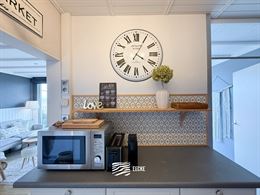 Res. Sanhootf A 0907 - Gezellig instapklaar appartement met slaapkamer en slaaphoek - Gelegen op de 9de verdieping in de Franslaan - Inkom met vestiai...