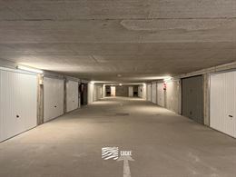 Complexe de garage Leopoldplein G32 - Garage box fermé situé au niveau -2 sous Leopoldplein - Dimensions : 2.85 x 5m - Pleine propriété
...