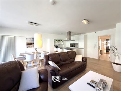 Res. Nieuwbries 0301 - Instapklaar gezellig appartement met twee slaapkamers - Centraal gelegen in de winkelstraat op de derde verdieping - Inkom - Ga...