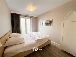 TE HUUR OP JAARBASIS - Gezellig appartement met ruime slaapkamer - zonnig terras met zicht op de gouden schildpad - living met open keuken - inkomhal ...