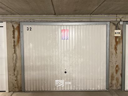 Garagecomplex Leopoldplein G32 - Gesloten garagbox gelegen op het niveau -2 onder het Leopoldplein - Afmetingen: 2 ,85 x 5,20 m - Volle eigendom
...
