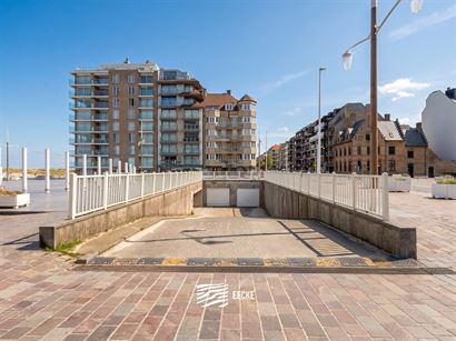 Garagecomplex Leopoldplein G32 - Gesloten garagbox gelegen op het niveau -2 onder het Leopoldplein - Afmetingen: 2 ,85 x 5,20 m - Volle eigendom
...