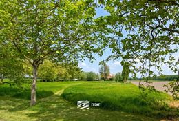 Vous rêvez de calme, d'espace et de charme ? Découvrez cette belle propriété rurale le long du canal de Ramskapelle, à seulement 5,5 km de la pla...