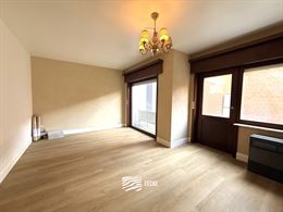 Inch Allah III -101 - Te renoveren appartement met ruime slaapkamer - Gelegen op de kelderverdieping - Inkomhal - Apart toilet - Leefruimte met toegan...