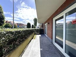 Villa Crombez 0007 - Handelsruimte gelegen langs de invalsweg tussen Nieuwpoort-stad en Nieuwpoort-bad - Voorzien van private inkom, Wachtzaal - Inkom...