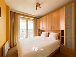 Res. Casino C 0801 - Appartement confortable avec deux chambres à coucher - Vue frontale sur la mer depuis le huitième étage - Entrée avec toilett...