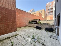 Inch Allah III -101 - Te renoveren appartement met ruime slaapkamer - Gelegen op de kelderverdieping - Inkomhal - Apart toilet - Leefruimte met toegan...