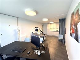 Villa Crombez 0007 - Handelsruimte gelegen langs de invalsweg tussen Nieuwpoort-stad en Nieuwpoort-bad - Voorzien van private inkom, Wachtzaal - Inkom...