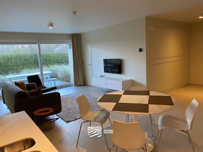À LOUER SUR UNE BASE ANNUELLE - appartement meublé dans le domaine de vacances Karthuizer - vue unique sur la réserve naturelle - séjour avec cuis...