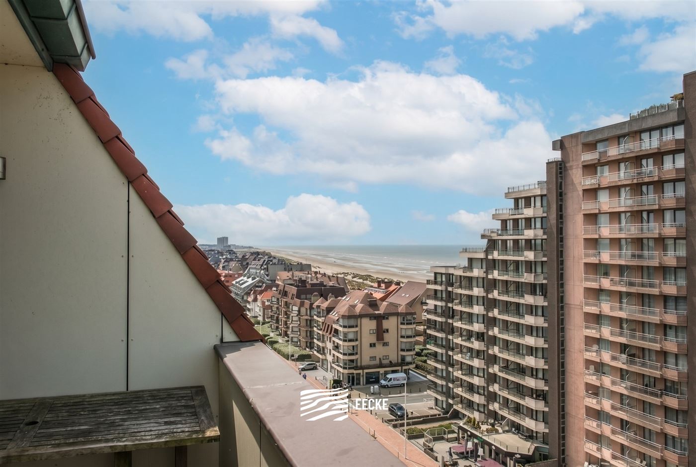 Res. Zonnekring 10.01 - Grandioos appartement met drie slaapkamers - Fantastische vergezichten van op de 10de verdieping - Rechtstreekse toegang tot h...