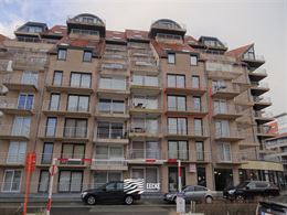 TE HUUR OP JAARBASIS - ongemeubeld appartement met zijdelings zeezicht - ingerichte open keuken - ingerichte badkamer met ligbad - 1  slaapkamer - ber...
