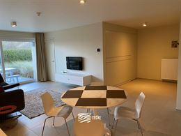 TE HUUR OP JAARBASIS - gemeubeld appartement op vakantiedomein Karthuizer - uniek zicht op natuurgebied - living met ingerichte open keuken - badkamer...